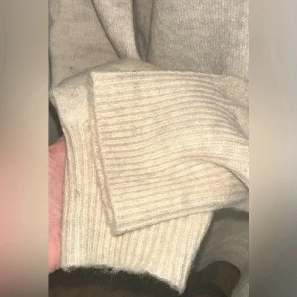 TIME & TRU Oversized Tunic Sweater, High-Low Hem - Picture 6 of 9